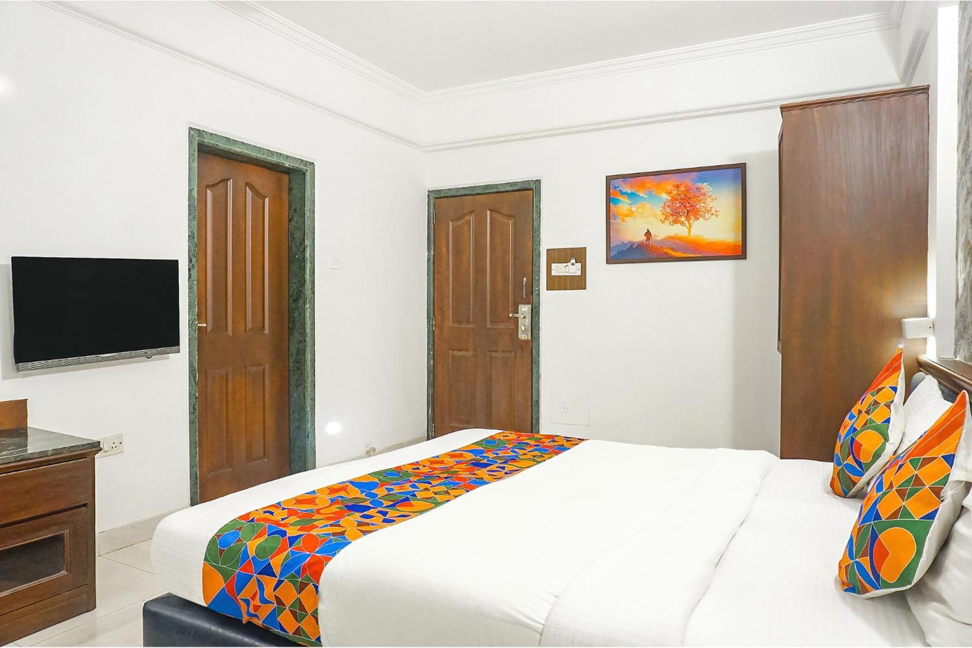 Fabhotel Prime Golden Emerald - Nr St Mary'S Church Cni Πούνε Εξωτερικό φωτογραφία