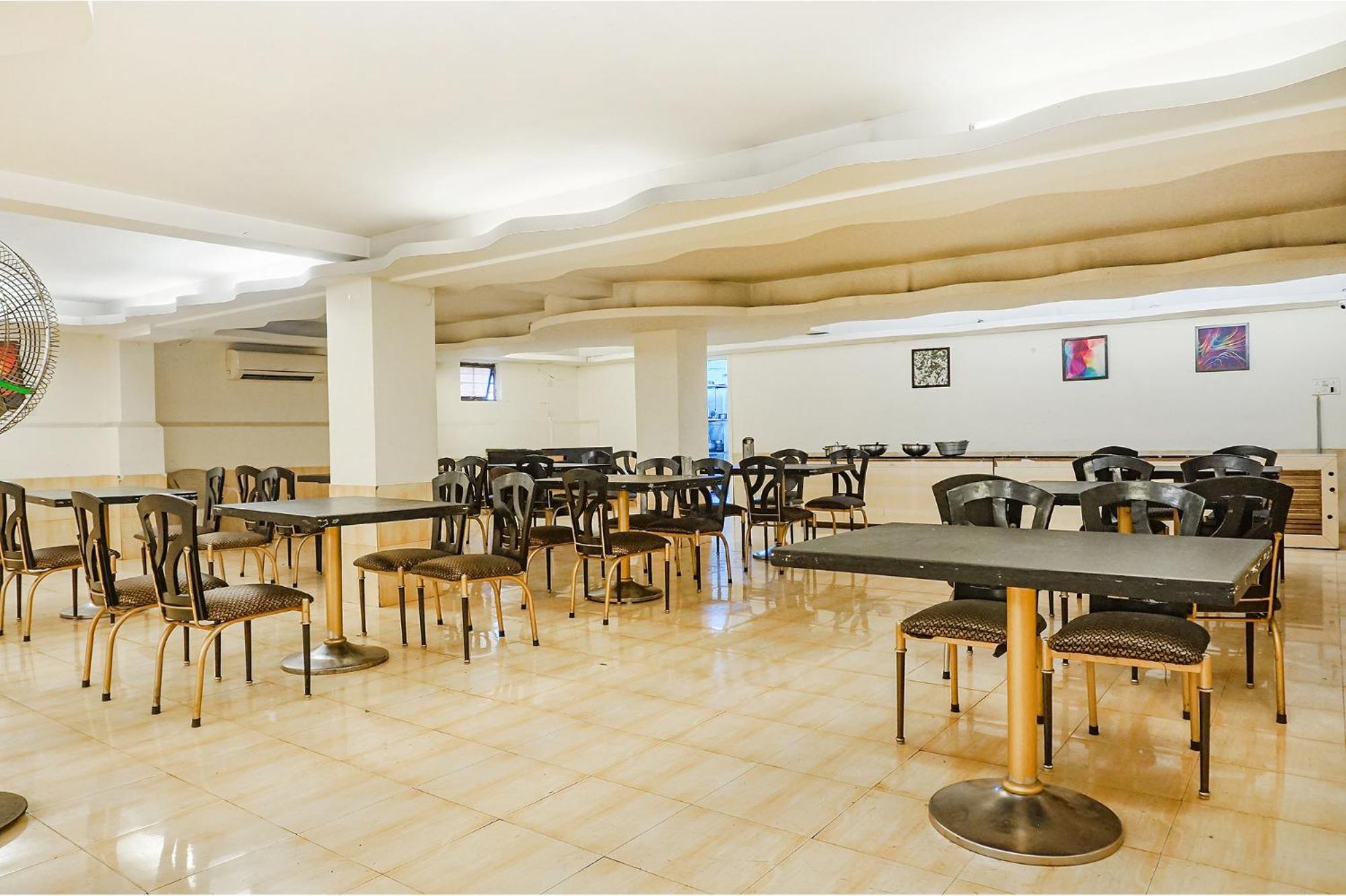 Fabhotel Prime Golden Emerald - Nr St Mary'S Church Cni Πούνε Εξωτερικό φωτογραφία