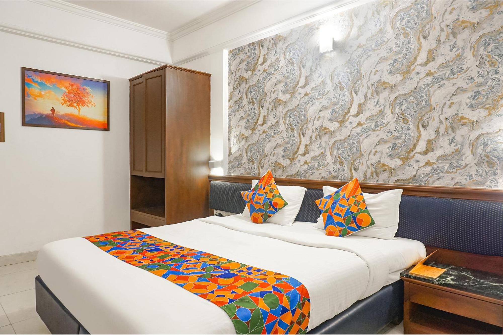 Fabhotel Prime Golden Emerald - Nr St Mary'S Church Cni Πούνε Εξωτερικό φωτογραφία